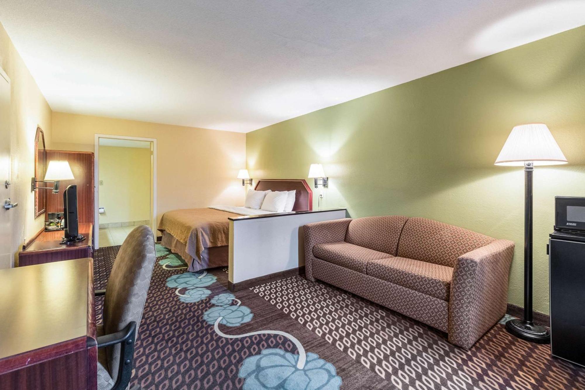 Quality Inn Alexandría